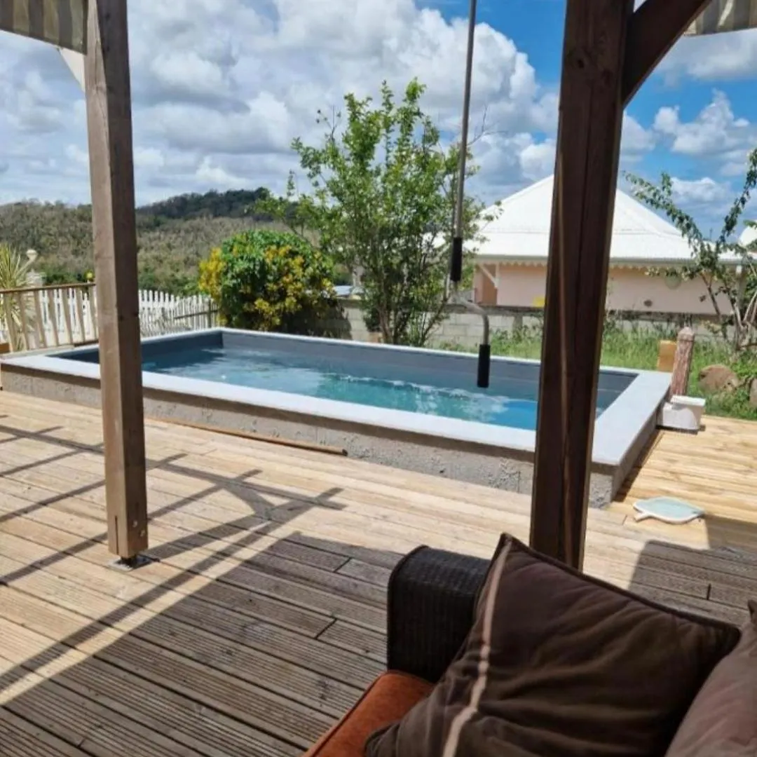 Ti\'Eva Appartement F3 Avec Piscine Partagee location